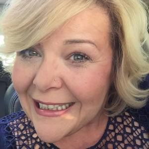 Meet your Posher, Becki